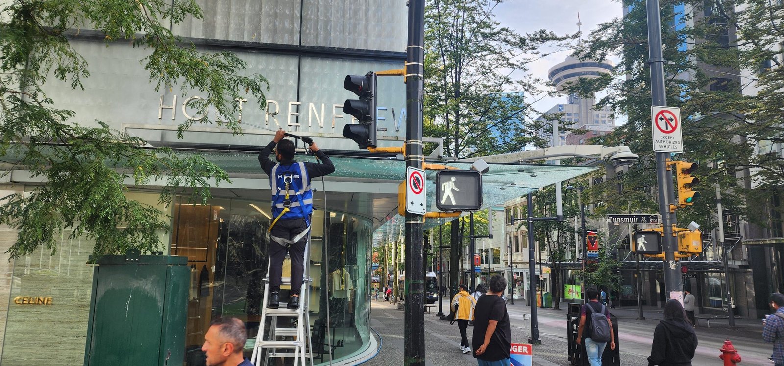 Power Washing for Commercial Properties with JF Services