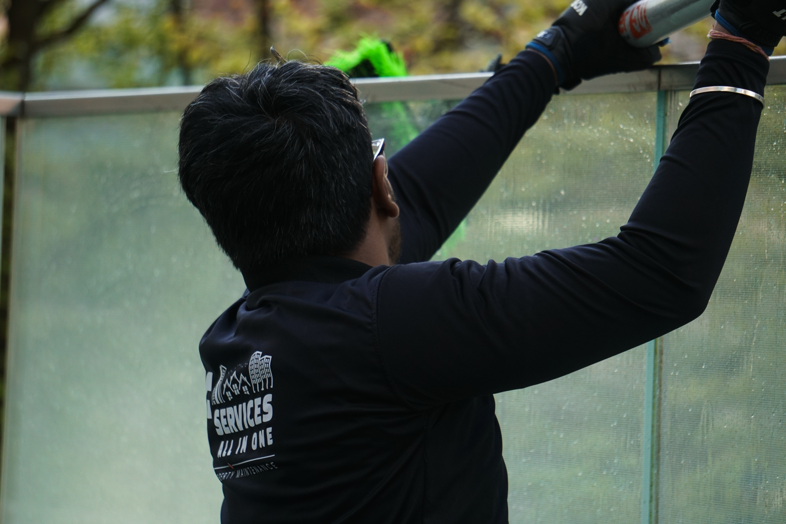 Benefits of Regular Window Cleaning for Vancouver Properties